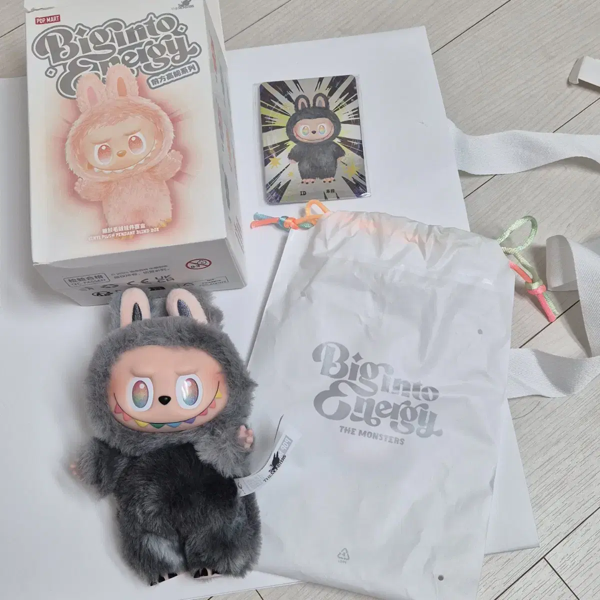 未開封　エンジェル　ラブブ　レシート同封 新品未開封レシートあり ポップマート購入 正規品ラブブlabubu